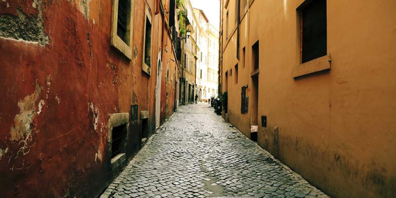 从药品销售到家庭守护：解析伊利药业在婴幼儿配方奶粉领域的研发实力与产品矩阵