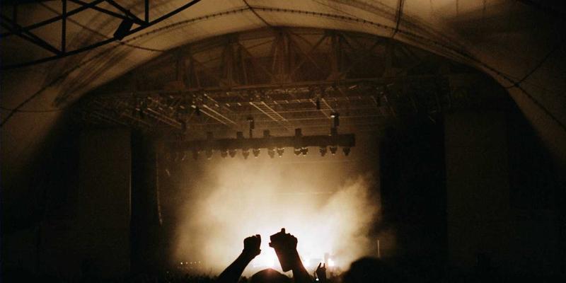 伊利药业是什么？专注健康服务与家庭常备药的可靠伙伴